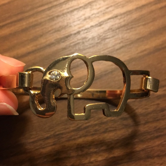 2 for 10 jewelry! - Picture 1 of 3